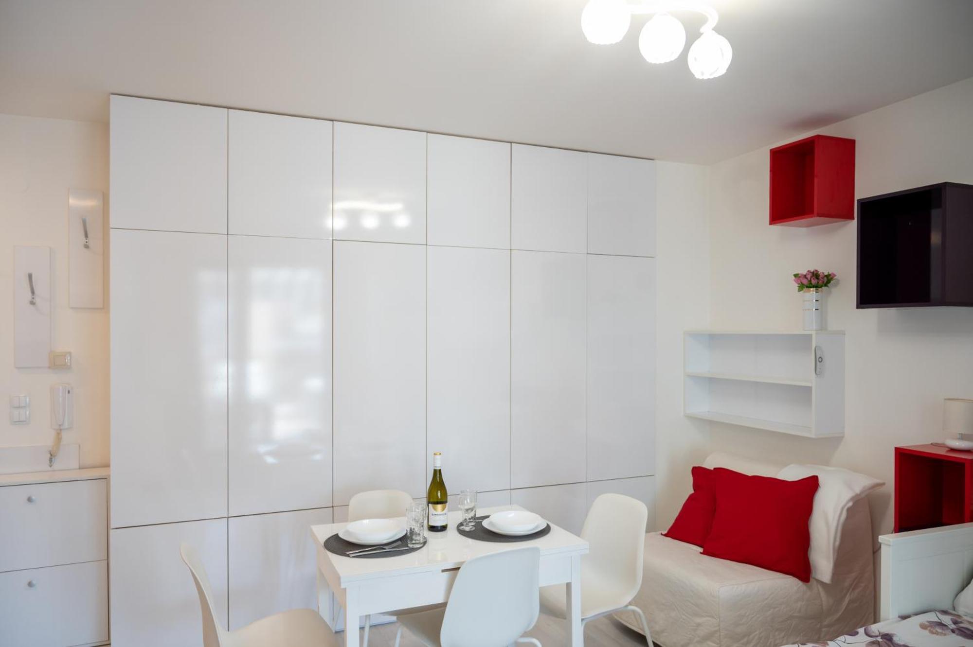 Colorful Studio With Balcony - Free Parking Apartment Sofia Exterior photo